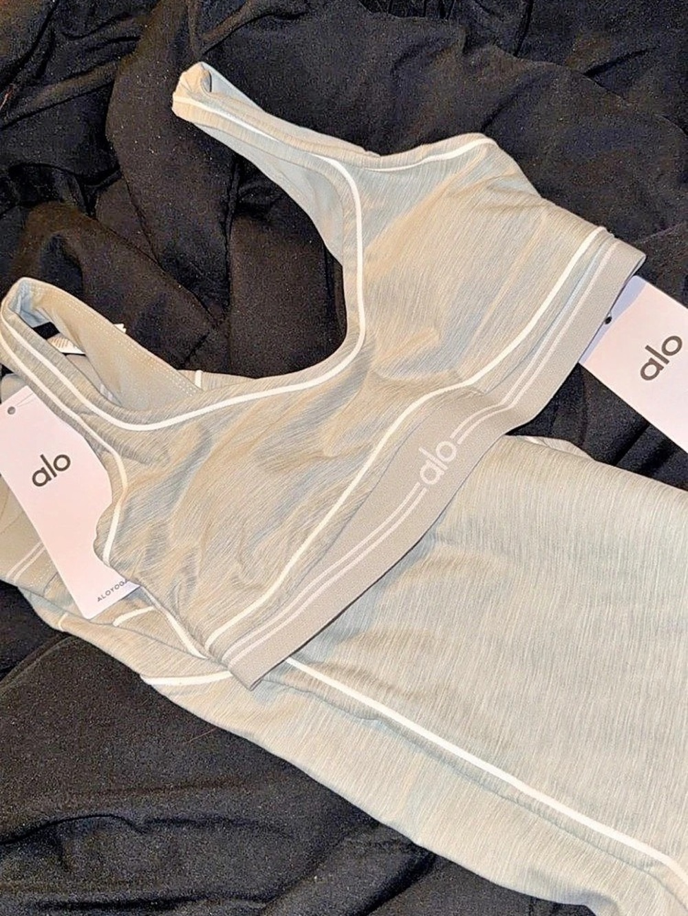 Alo Gray Set - Picture 2 of 2